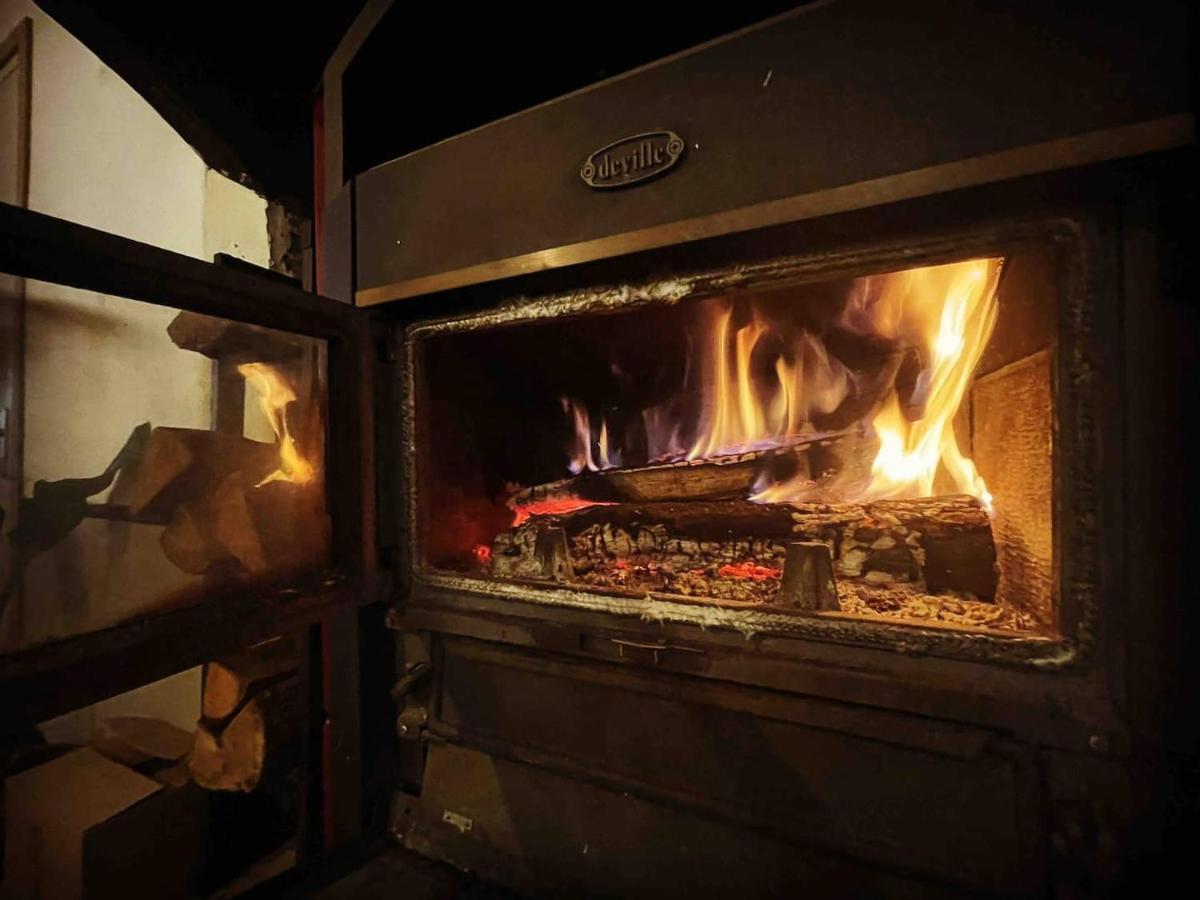 Maison rustique au calme en bord de Vilaine La Chapelle-de-Brain Extérieur photo